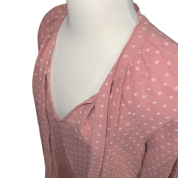 Olivia & Martin Top Size L Pink w/White Dots Tie Neck 3/4 Sleeves Romantic - Picture 6 of 8